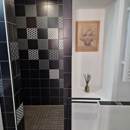 Apartman Studio Theodora *
